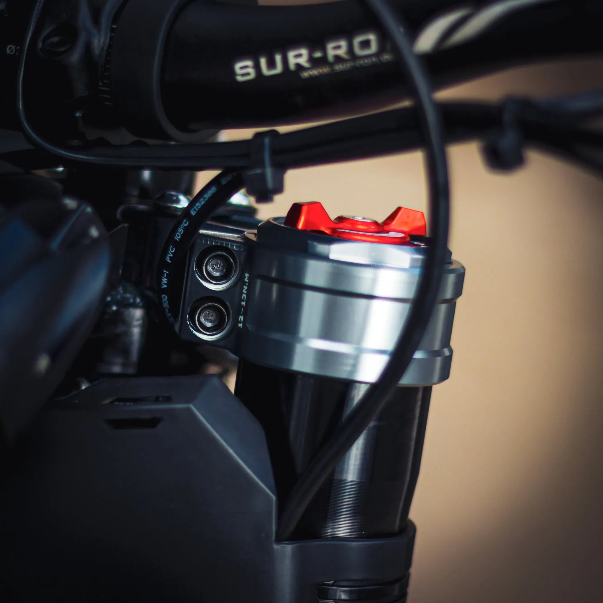 RFLOXA HAWK32 PRO front fork